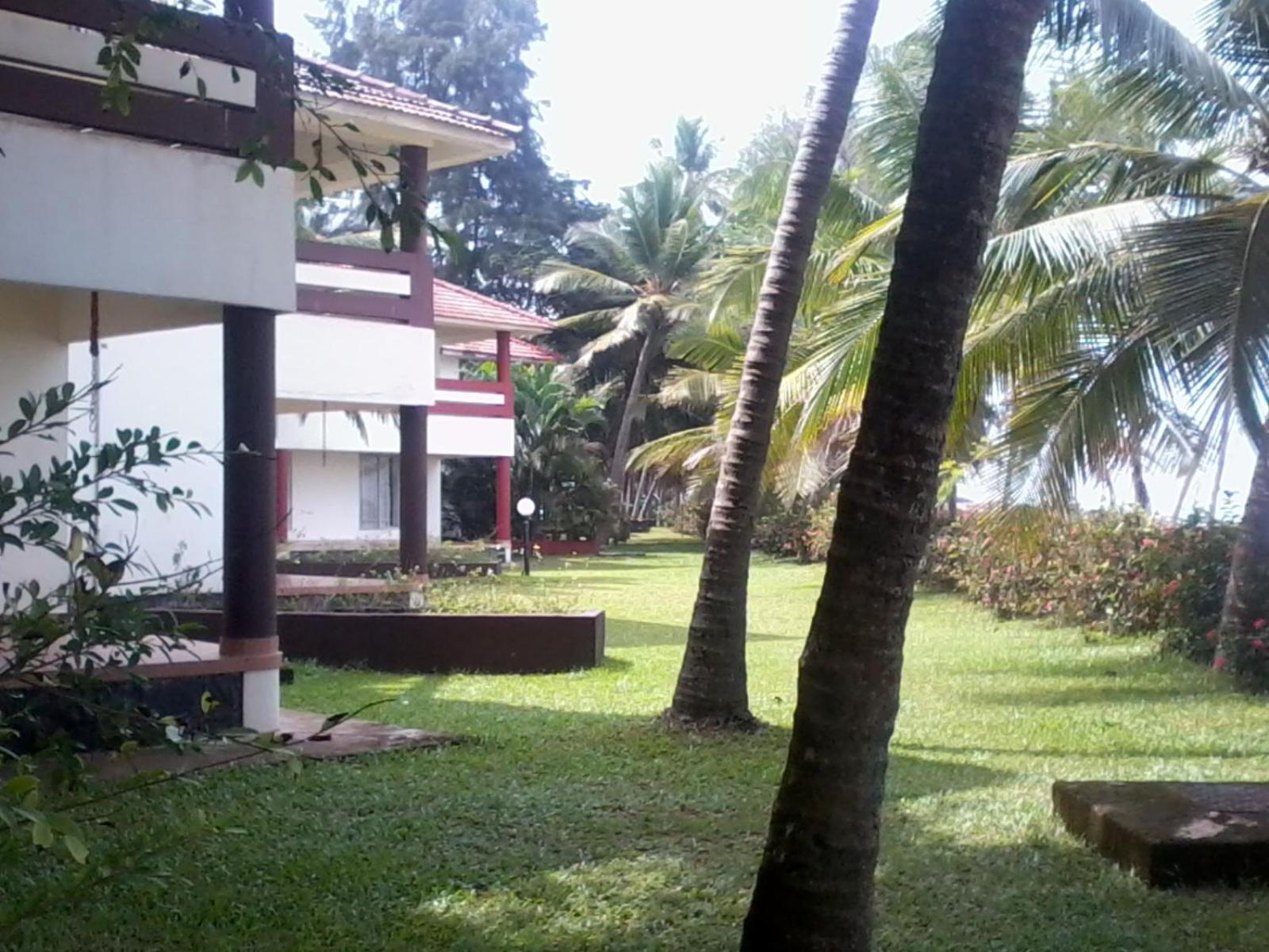 Kappad Beach Resort Chemancheri Екстериор снимка