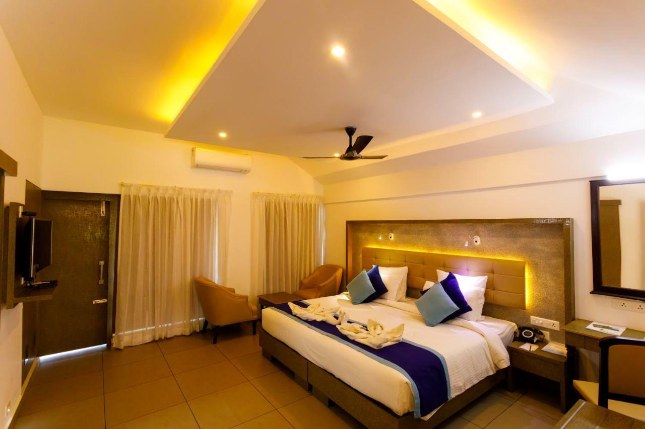 Kappad Beach Resort Chemancheri Екстериор снимка