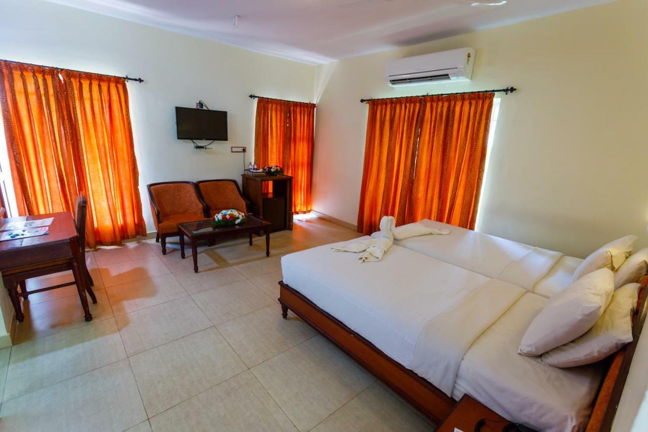 Kappad Beach Resort Chemancheri Екстериор снимка